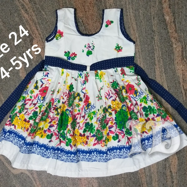 1022/white Export cotton Frock  - 4yr