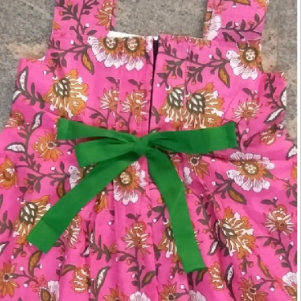 1067/pink Floral Cotton Frock - 4yr