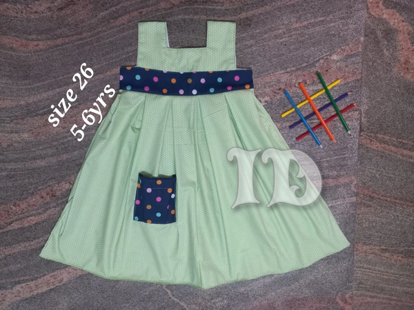 1097/polka Green Frock - 5yr