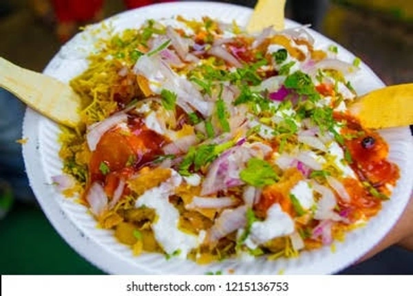 স্পেশাল পাঁপড়ি চ্যাট - মোমো কিং