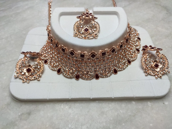 Choker Necklace - சோக்கர் நெக்லஸ்