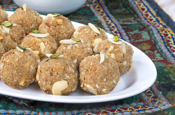VALLI | METHI LADDU 250 GMS