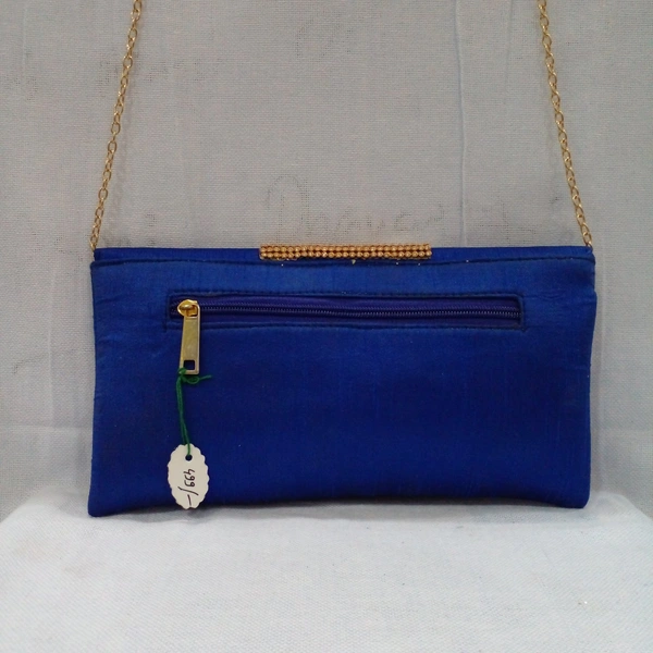 NAVY BLUE WALLTE