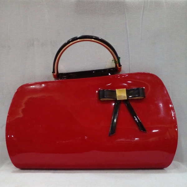 RED GLOSSI WALLET