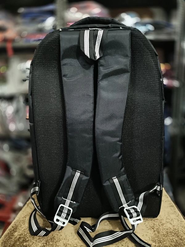 SKYBAGS PBH P086 18*14*8 Laptop BACKPACK For School College And Casual - 18*14*8, Black