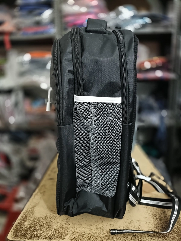 SKYBAGS PBH P086 18*14*8 Laptop BACKPACK For School College And Casual - 18*14*8, Black