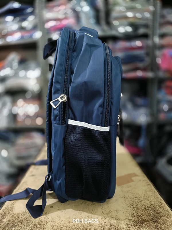 WILDCRAFT PBH P0106 LOWER PADDED LAPTOP POCKET SOFT 18*14*7 BACKPACK - 18*14*7, NAVY BLUE
