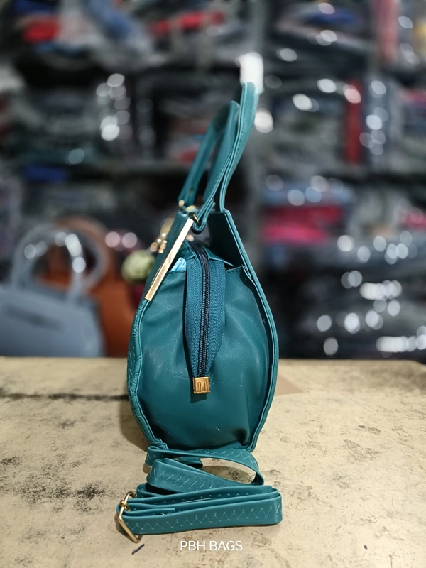 PBH P0135 12*10*6 LADIES PURSE - 12*10*6, Blue Dianne