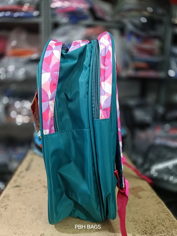 PBH P162 14*12*6 Small Picture Backpack - 14*12*6, Casal
