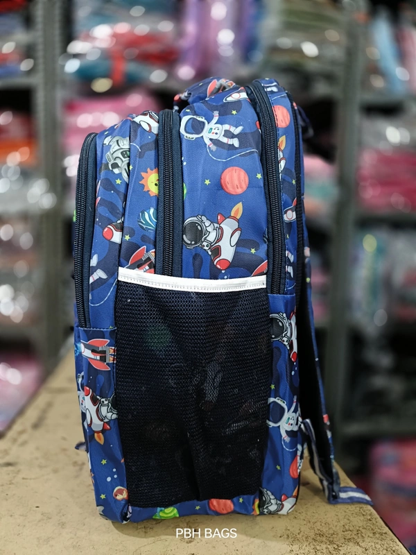 PBH Pbh P187 16*14*6Lower Padded Soft Backpacks - 16*14*6, Lucky Point