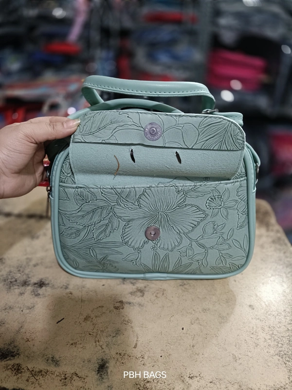 PBH P0175 8*8*4 LADIES SLING BAGS - 8*8*4, Oxley