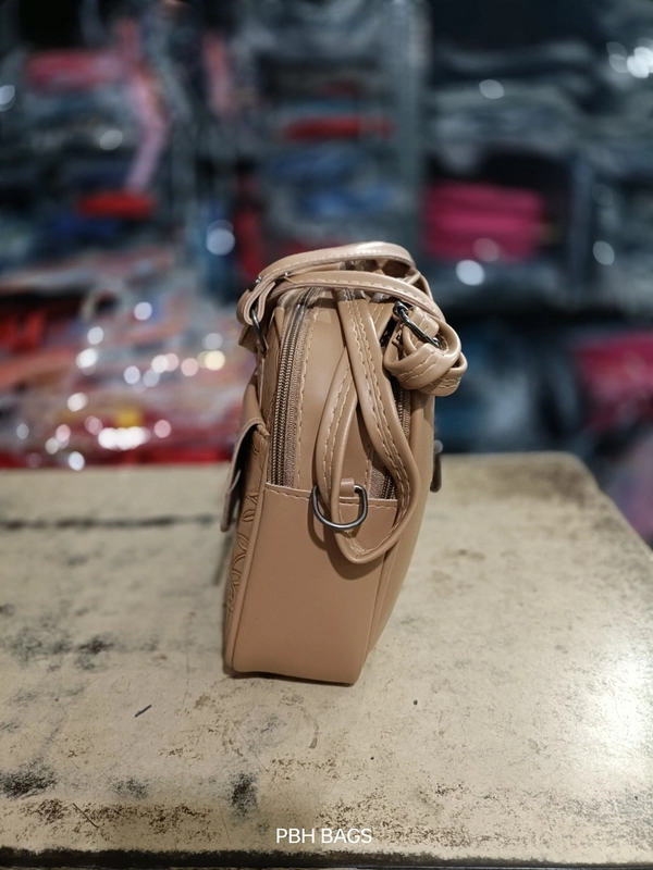 PBH P0175 8*8*4 LADIES SLING BAGS - 8*8*4, Reef Gold