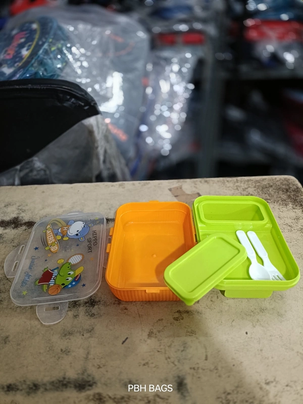 PBH 10-8-4 inches 1 LITERS TIFFIN BOX - 10*8*4, Green