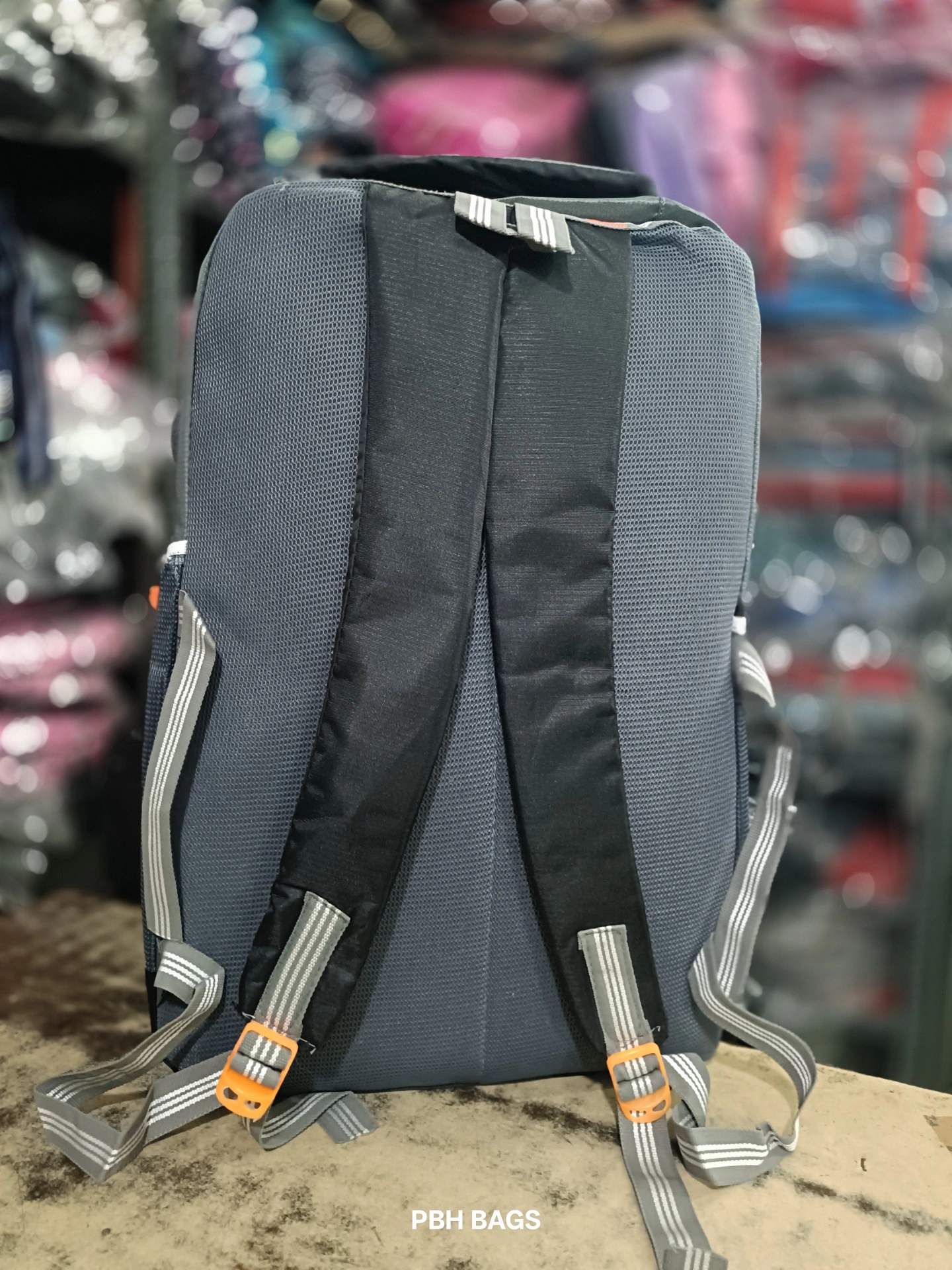 PBH P062 22*14*10 Multiple Zips 25 liters Padded Travel Backpack