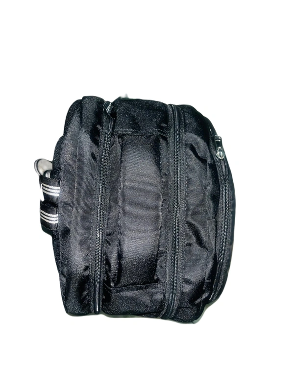 Tommy Hilfigher PBH P073 18*14*7 15 liters BACK Mash Laptop Pocket And Rain Cover Padded Backpack - 18*14*7, Black