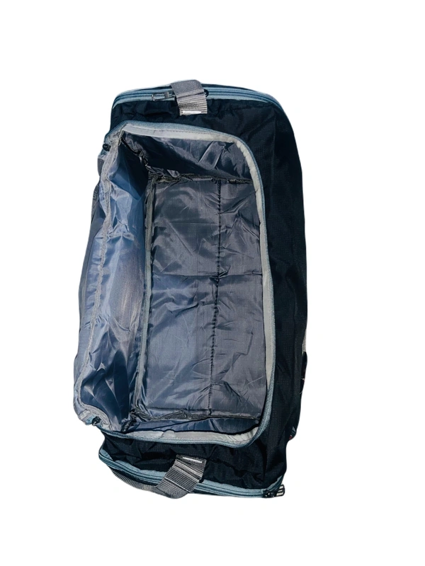 TOMMY HILFIGHER PBH P0202 TOMMY 22*12*10 30 Liters TRAVEL BAGS - 22*12*10, Creole