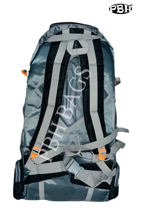 THE NORTH FACE PBH P060 Rusksacks 24*16*10 Multiple Zips 30 liters Padded Travel Backpack - 26*16*10, Black