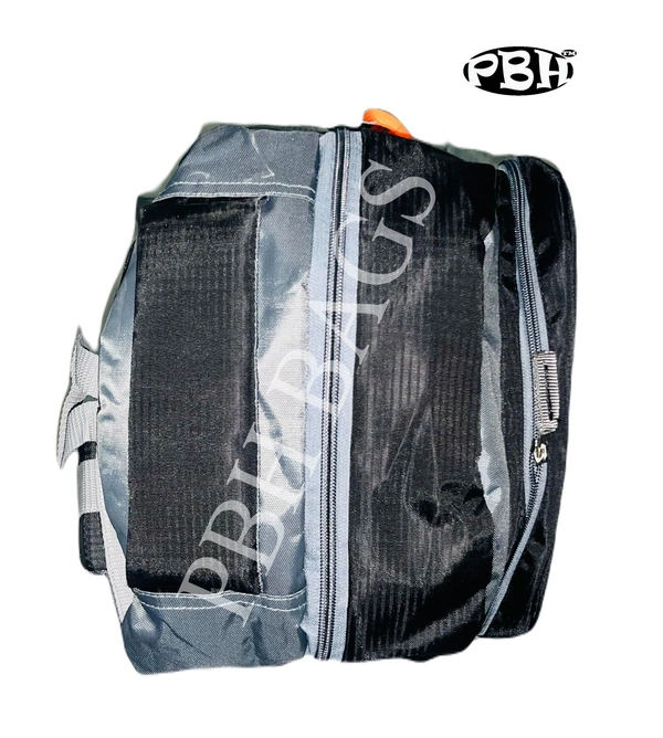 THE NORTH FACE PBH P060 Rusksacks 24*16*10 Multiple Zips 30 liters Padded Travel Backpack - 26*16*10, Black