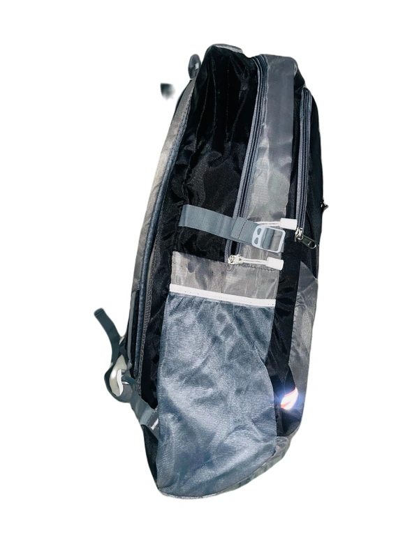 NIKE PBH P062 22*14*10 Multiple Zips 25 liters Padded Travel Backpack - 22*14*10, Dove Gray