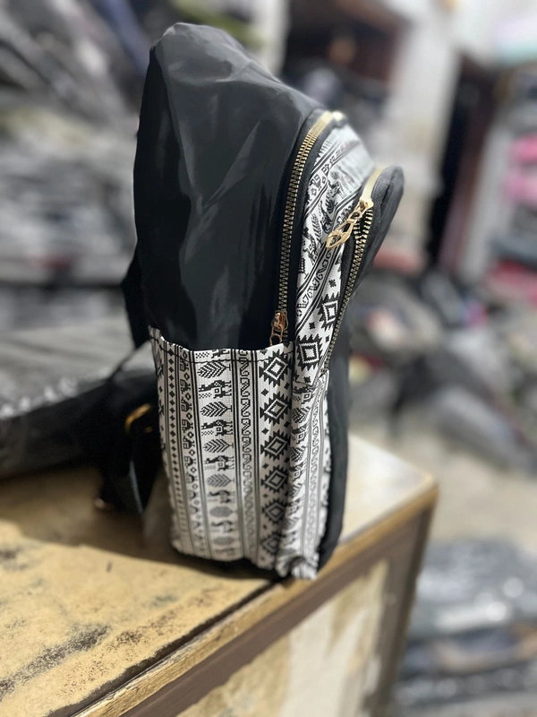 GUCCI PBH P072 14*12*6 Ethnic/Aztec Print Canvas Mini Backpack For Ladies/ Picnic - Black, 14*12*6