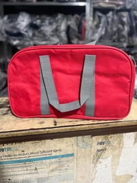 AMERICAN TOURISTER PBH p099 American Tourister Red & Black Duffel Bag 20*16*10 - Red, 20*16*10