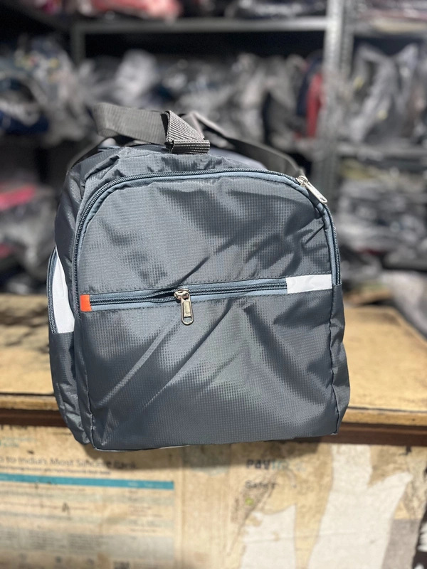 FASTRACK PBH P096 Soft Fully Padded Fastrack Sport/Travel Duffel Bag 22*16*12 - Friar Gray, 22*16*12