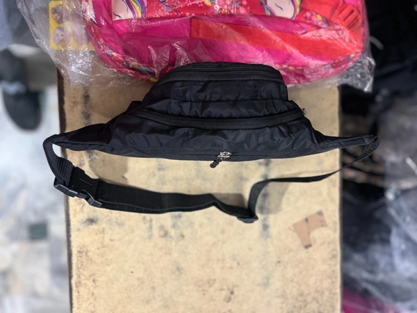 PBH P080 12*8*3 American Tourister Black Waist Bag / Fanny Pack / Belt Bag - Creole, 12*6*3