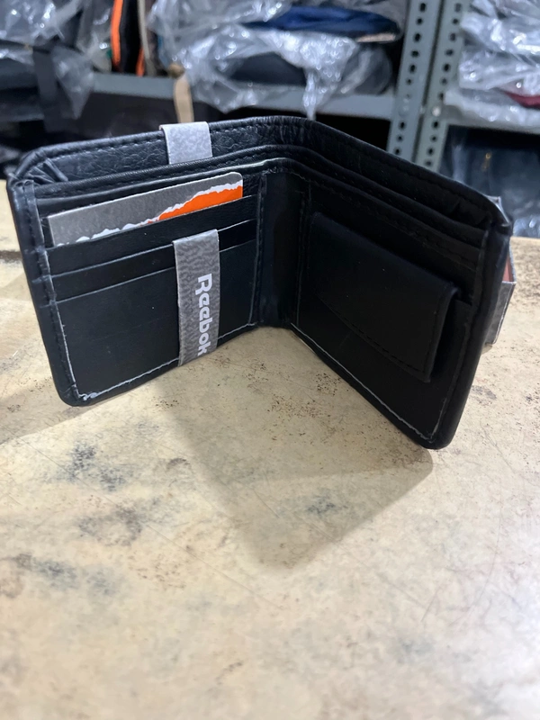 Reebok Men’s Premium Bifold Wallet - Crowshead, 5*4