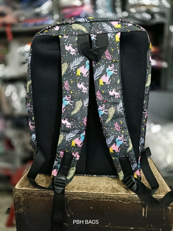 PBH P075 SCHOOL PRINTED BACKPACK - 18*14*7, Black