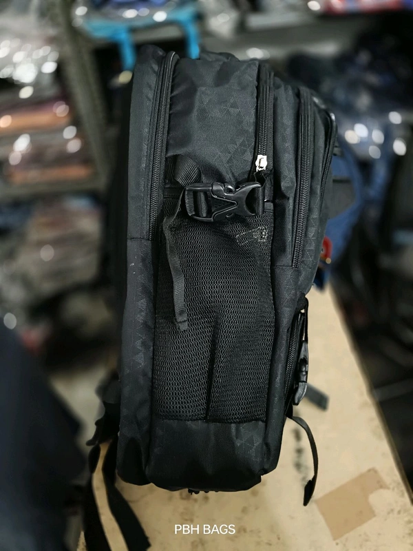 American Tourister PBH P083 18*14*6 Laptop Raincover Backpack - Black, 18*14*6