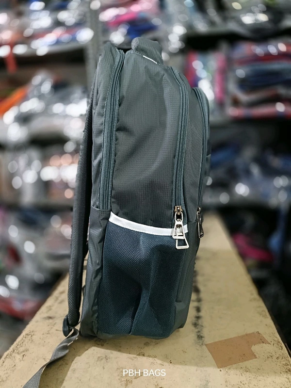 WILDCRAFT PBH P0106 LOWER PADDED LAPTOP POCKET SOFT 18*14*7 BACKPACK - 18*14*7, Nobel