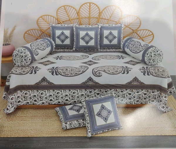 Diwan Set 1