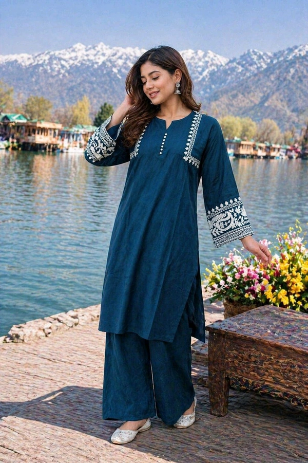 Kashmiri Work Kurta Set
