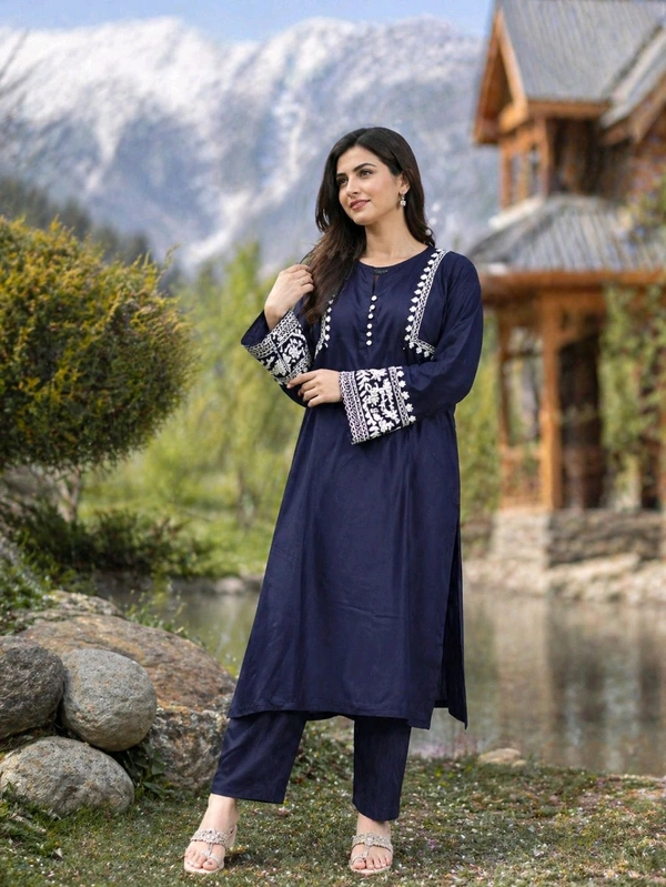 Kashmiri Work Kurta Set