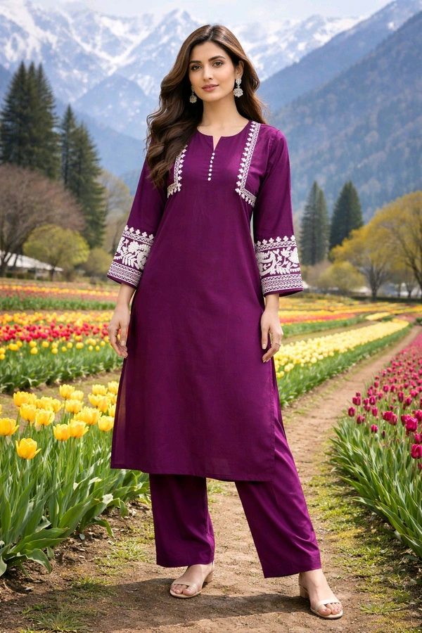 Kashmiri Work Kurta Set