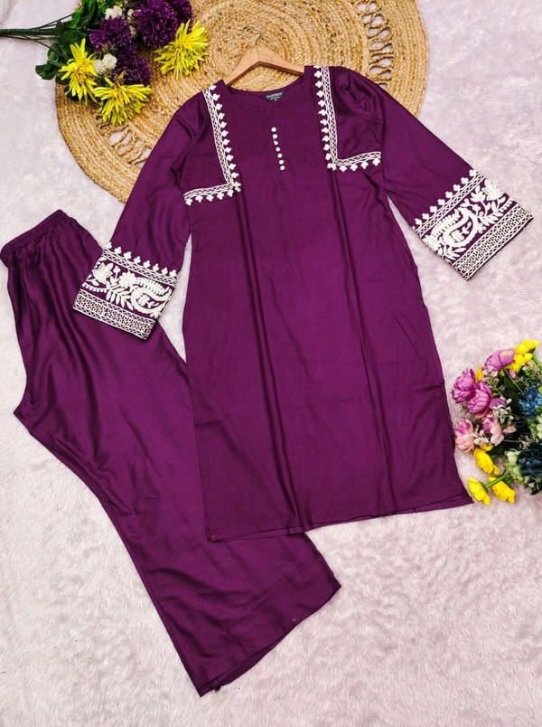 Kashmiri Work Kurta Set