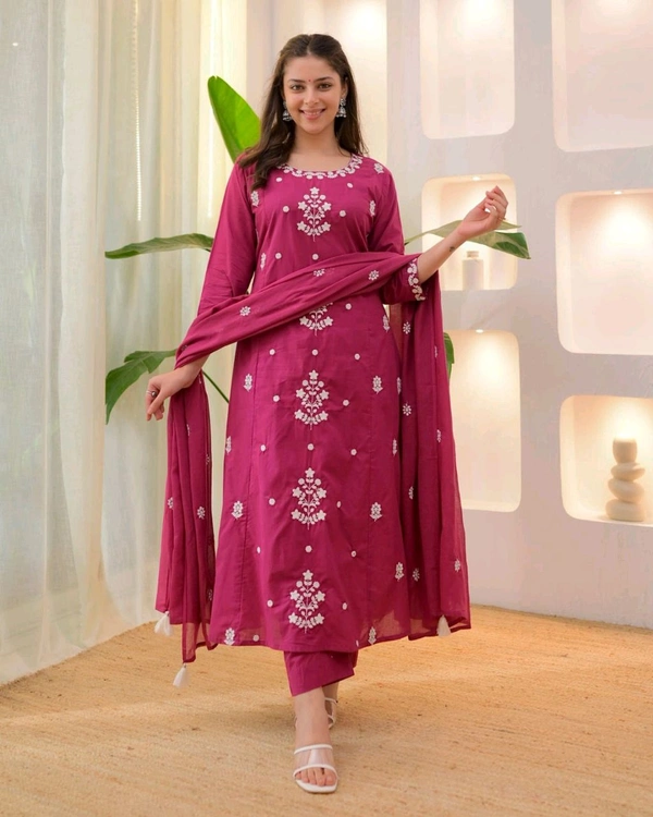 Embroidery Suit Set