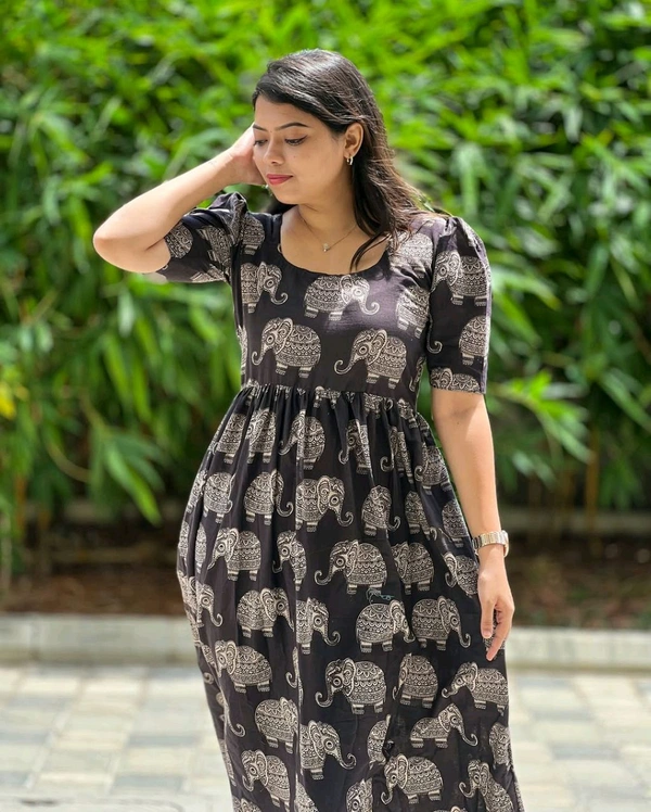 Middy Printed Gown
