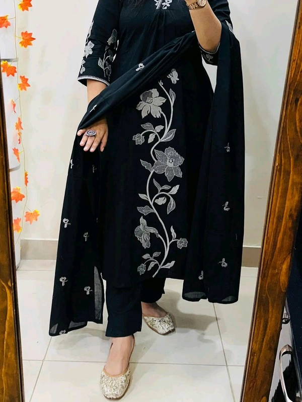 Embroidery Cotton Suit Set