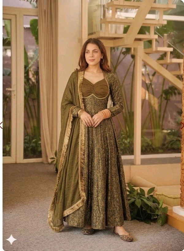 Anarkali Suit Set