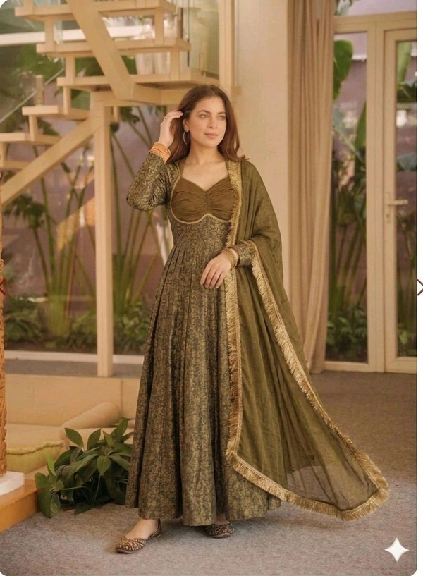 Anarkali Suit Set