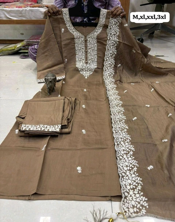 Heavy Muslin Kurta Set