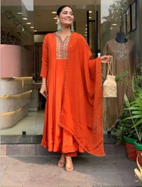 Vichitra Silk Kurta Set