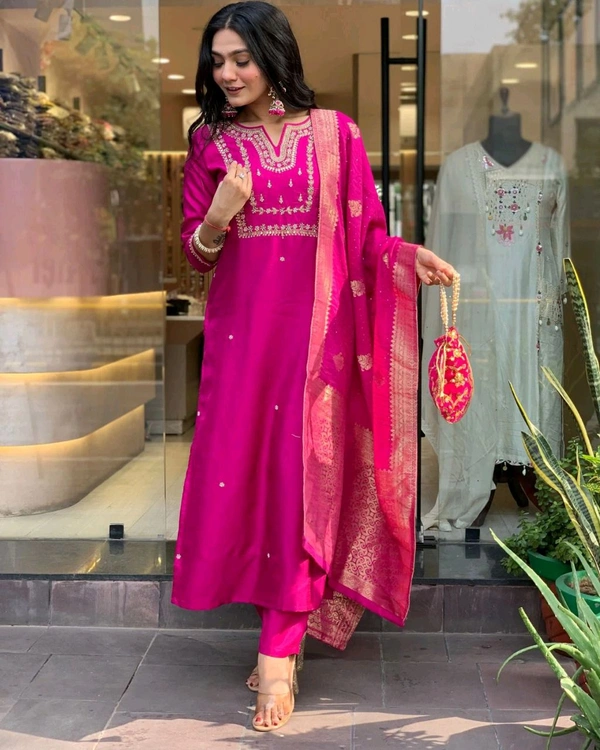 Embroidery Kurta Set