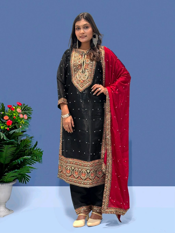 Embroidery Kurta Set