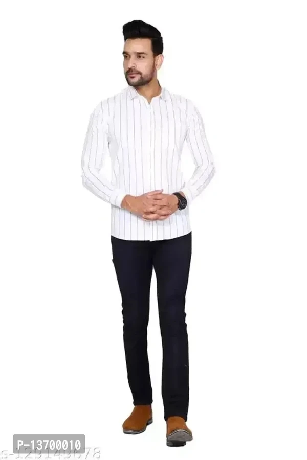 Men Cotton Blended Slim Fit Checked Shirt - M