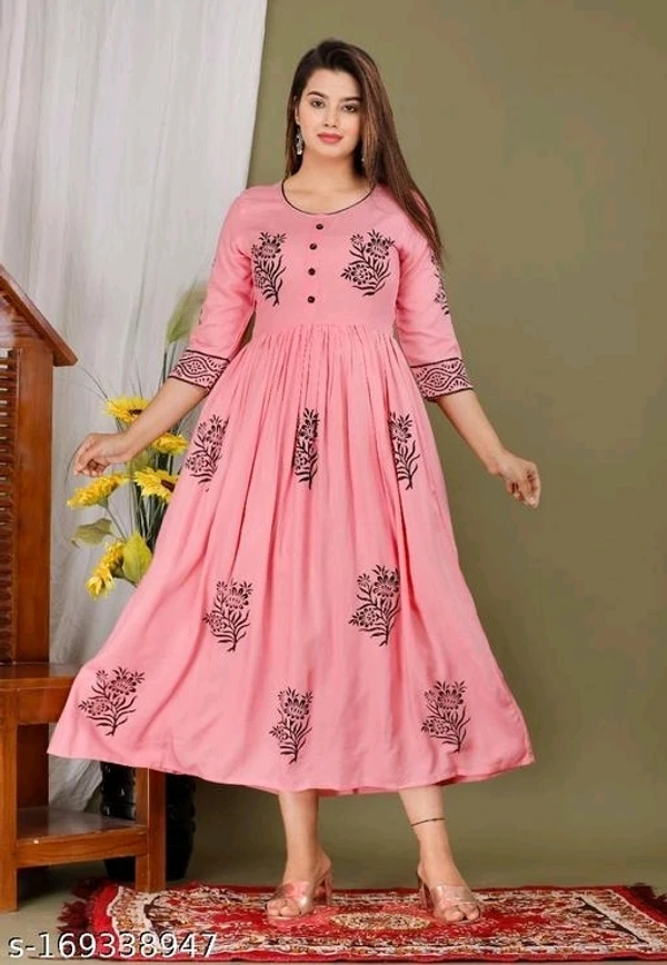 Ragini Enterprises Wom5rayon Anarkali Hand Block Printed Kurti - M