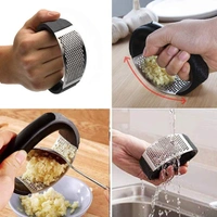 Stainless Steel Curved Garlic Chopper Manual - 25 x 10 x 5 cm, Black, Stainless Steel, Plastic