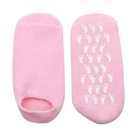Spa Moisturizing Cracked Skincare Gel Therapy Gel Socks (1 Pair) - Pink, Cotton and spandex  Inner composition: 98% thermoplastic rubber  0.5% jojoba oil  0.5% olive oil  0.5% vitamin E  0.5% lavender oil