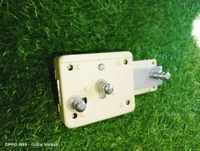 UM7 3 Action Door Lock